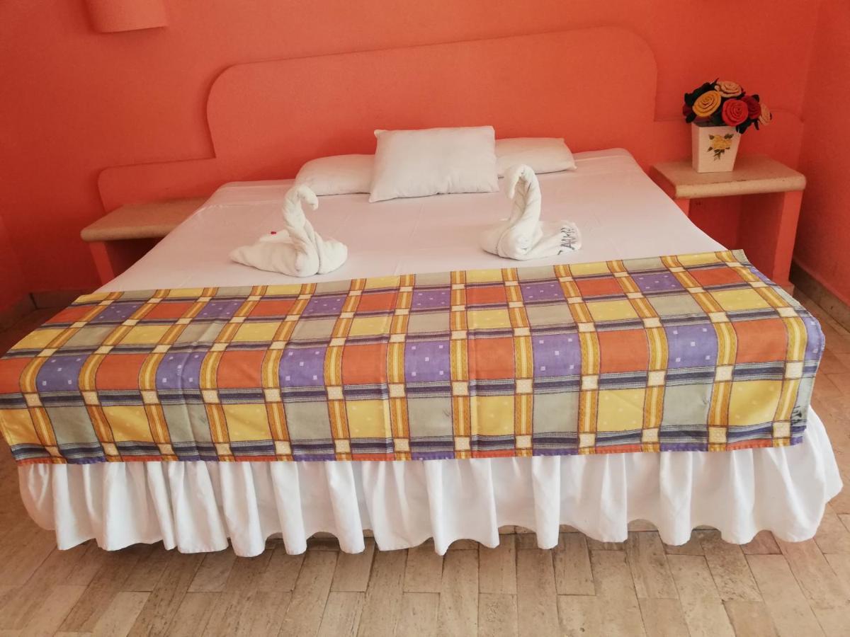 Hotel Canaima Suites Acapulco Exterior foto